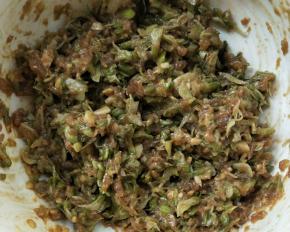 搅拌粘合在一起。