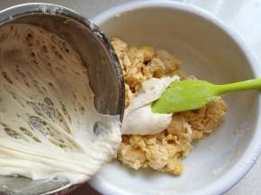 再加入波兰种酵头，开始揉面