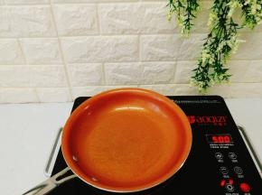 锅内刷少许油