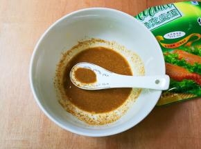 放14克清水搅匀