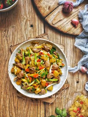 超级下饭，香辣酸爽。