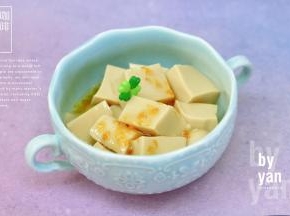 做好的咖啡奶冻。