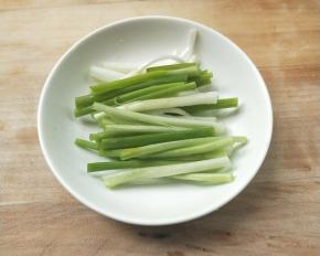 香葱段。