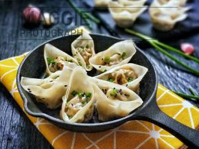 满口都是淡淡的槐花香( •̀∀•́ )