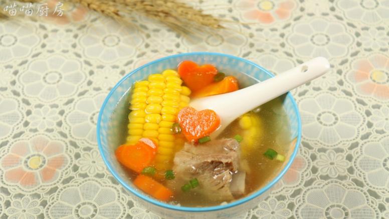 玉米胡萝卜排骨汤