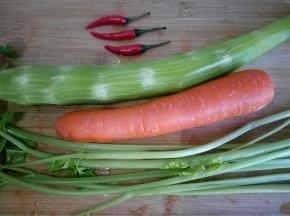 准备好所有食材。