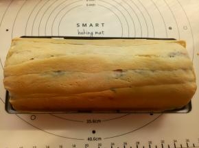 烤箱180度预热好后放入，中下层180度烤35分钟。