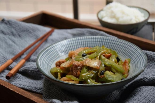 苦瓜炒肉