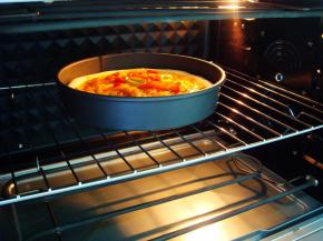 烤箱提前预热：上195度，下190度，烤25分钟。