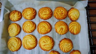 最后几分钟观察上色程度，个人喜欢颜色稍稍深一些，口感更加酥脆