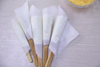 卷好定型，即可。