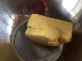 黄油提前拿出来室温软化