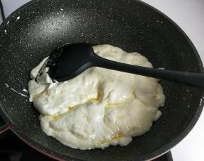 搅拌至棉花糖融化。