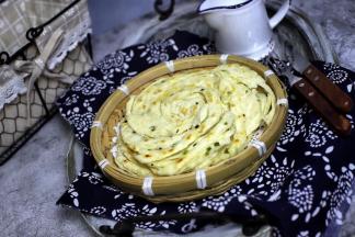 出锅后，轻轻抖一下，层次分明。