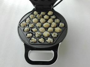 依次放入米饭团