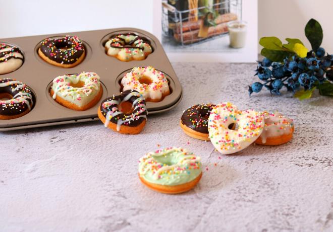 烤箱版甜甜圈蛋糕