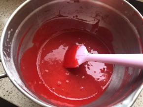 面糊盆子盖保鲜膜放冰箱冷藏一小时