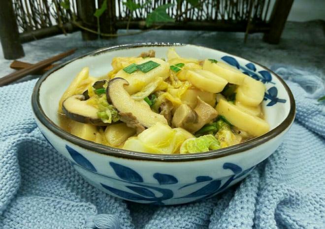 白菜肉丝炒年糕