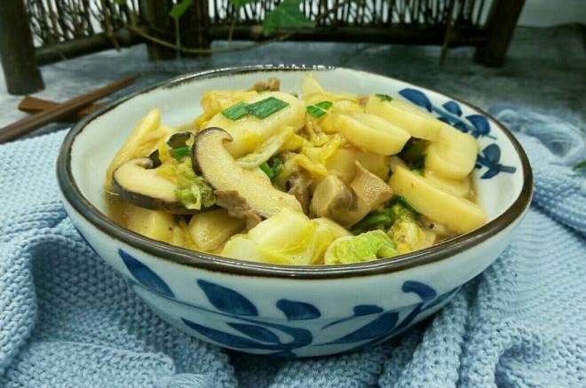 白菜肉丝炒年糕
