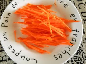 胡萝卜切丝