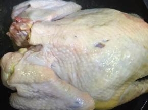 凉水下锅焯去血沫