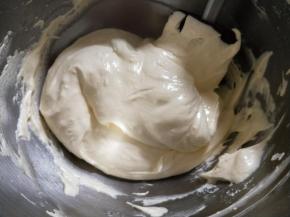 翻拌均匀的状态。