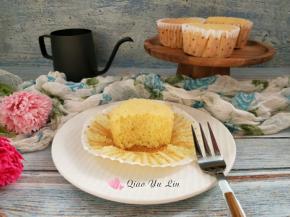 海绵纸杯蛋糕。