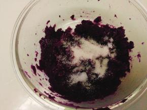 紫薯甜度没那么高，可以适量加点白糖