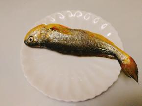 准备黄花鱼1条