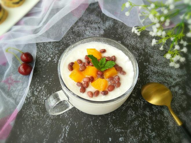 黄桃蜜豆酸奶