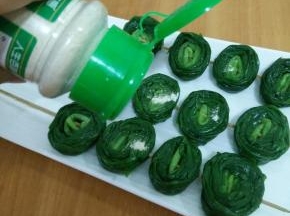 撒适量胡椒粉。