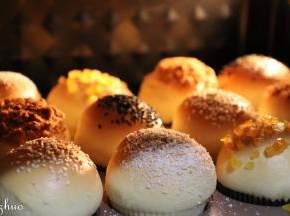 出炉后即可取出。