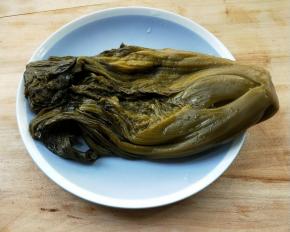 取半颗，冲洗一下。