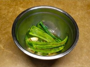 放入烧软的尖椒