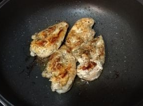 香煎鸡胸肉