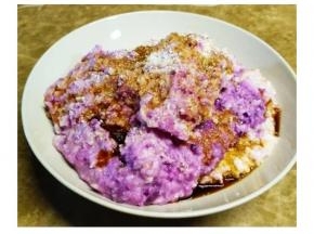 薯蓉加入适量盐、糖、酱油拌匀