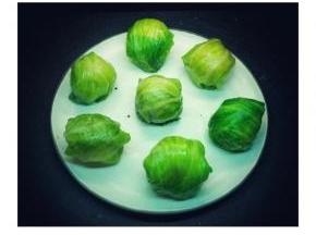 直接吃或粘酱吃
