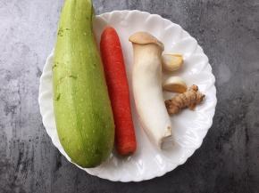 准备材料如图。