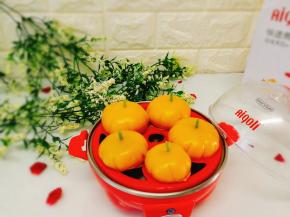 装蒂装饰下，也可以用葡萄干