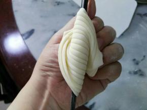 旋转一个180度后。