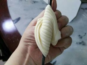 旋转一个180度后。