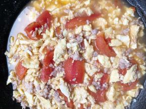 最后加入肉末煮熟