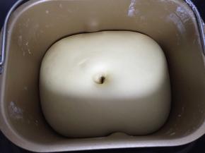 发酵到2倍大用手指按压不回缩不反弹就可以开始操作了