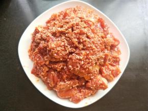 土豆放底下，肉放土豆上，不要码的太严实。