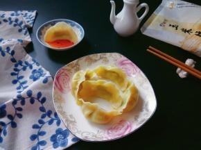 出锅。
外皮呈现出玉米的黄色，看着就有食欲。