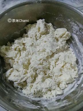 主材料拌匀成棉絮状。