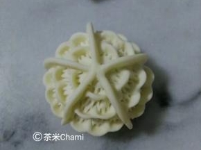 美不。
夏天室温发酵半小时，冬天烤箱30度发酵半小时。蒸十分钟。