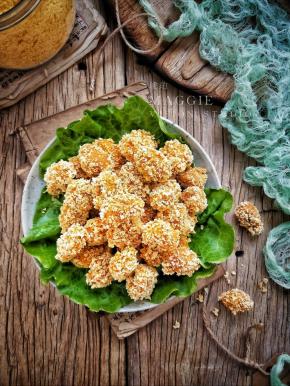 每一粒都是劲辣香酥，一口一粒好过瘾。