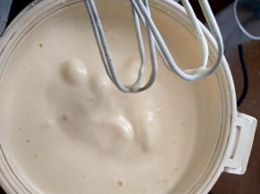 打发到蛋液粘稠