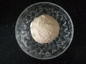 揉成一个面团。